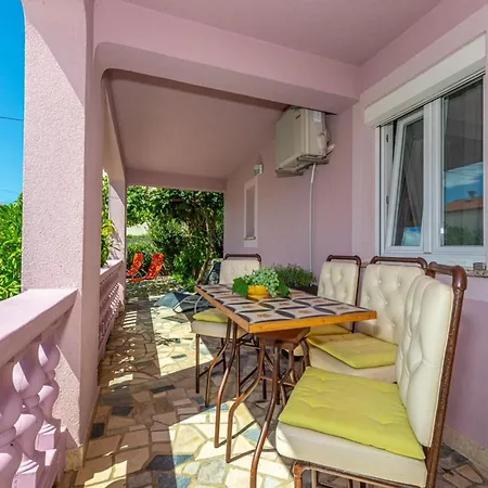 With One Bedroom And Terrace *