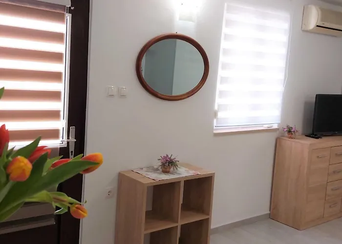 Apartamento With One Bedroom And Terrace Crikvenica