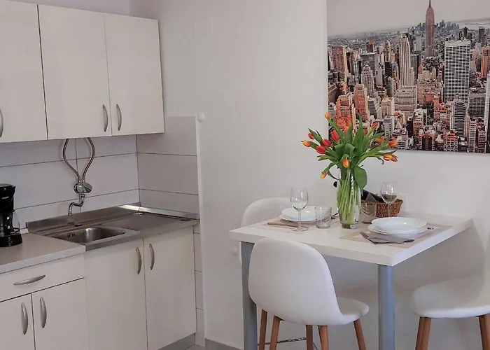 Apartamento With One Bedroom And Terrace *