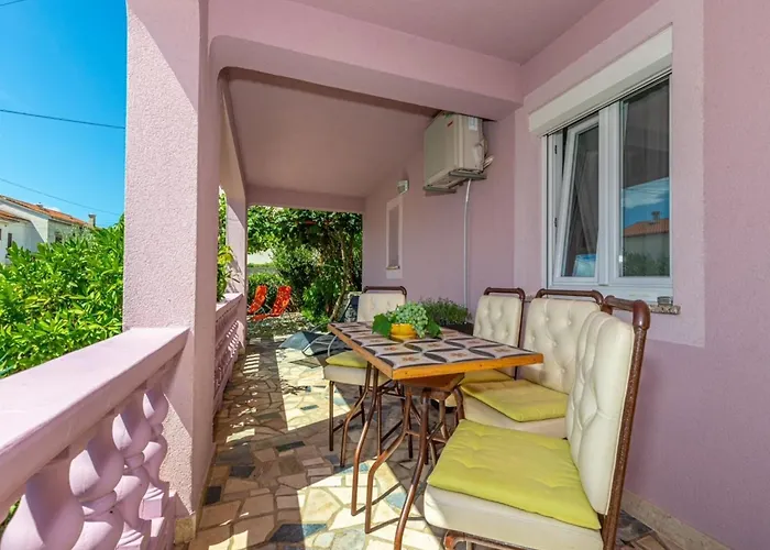 With One Bedroom And Terrace *